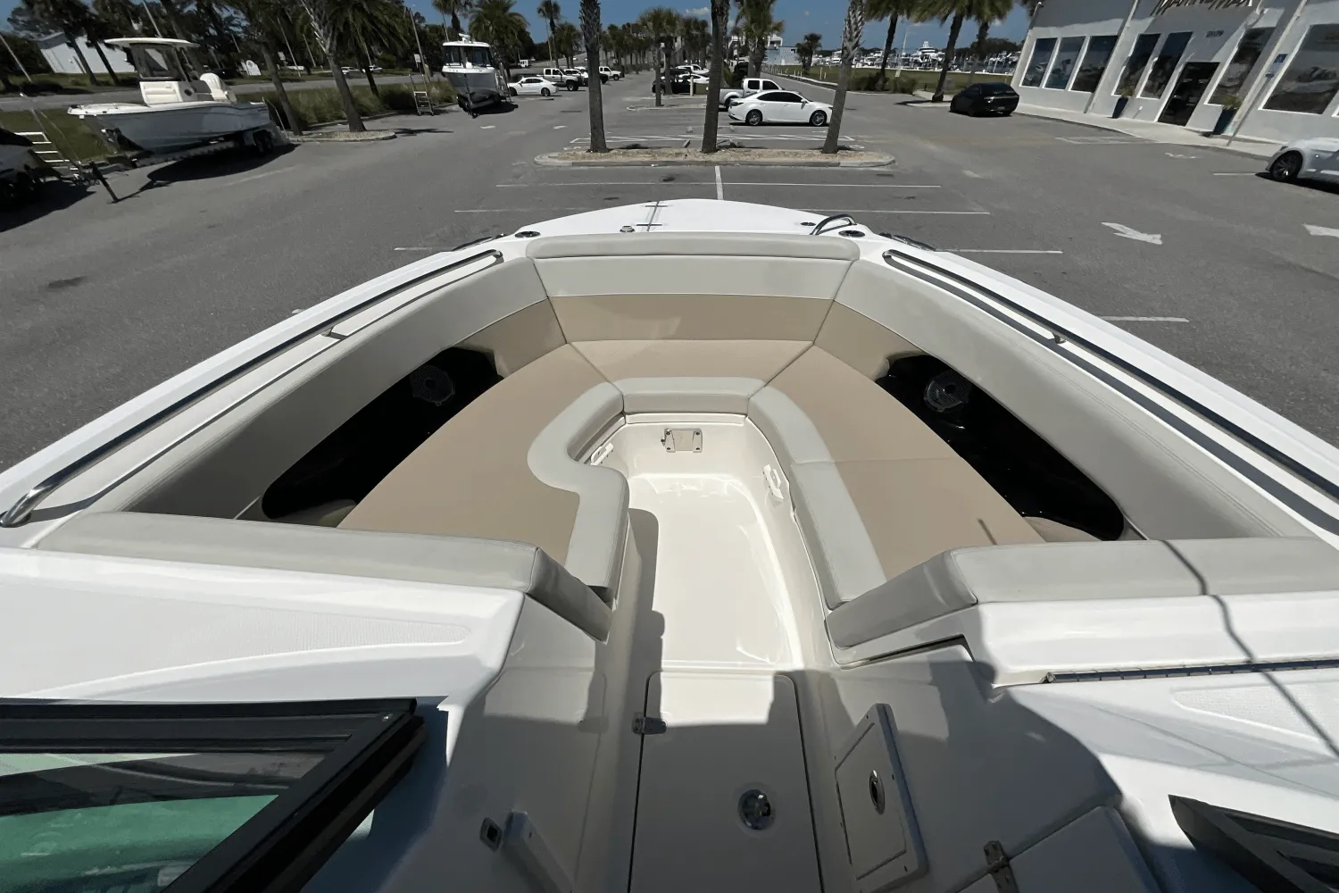 2025 Boston Whaler 240 Vantage Image Thumbnail #12