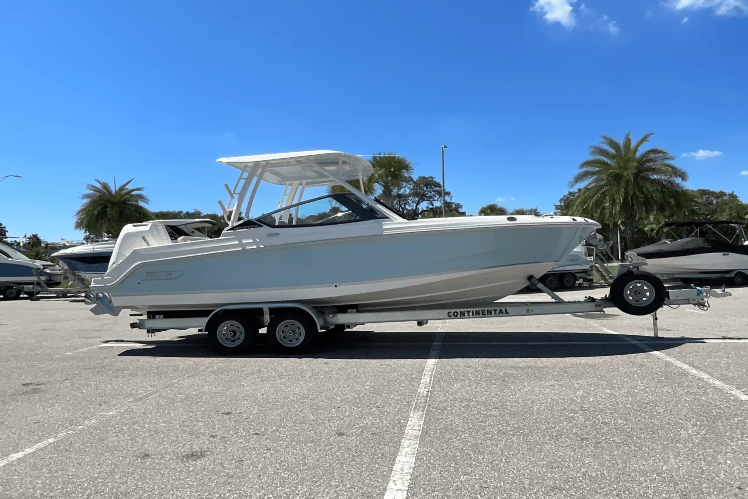 2025 Boston Whaler 240 Vantage Image Thumbnail #22