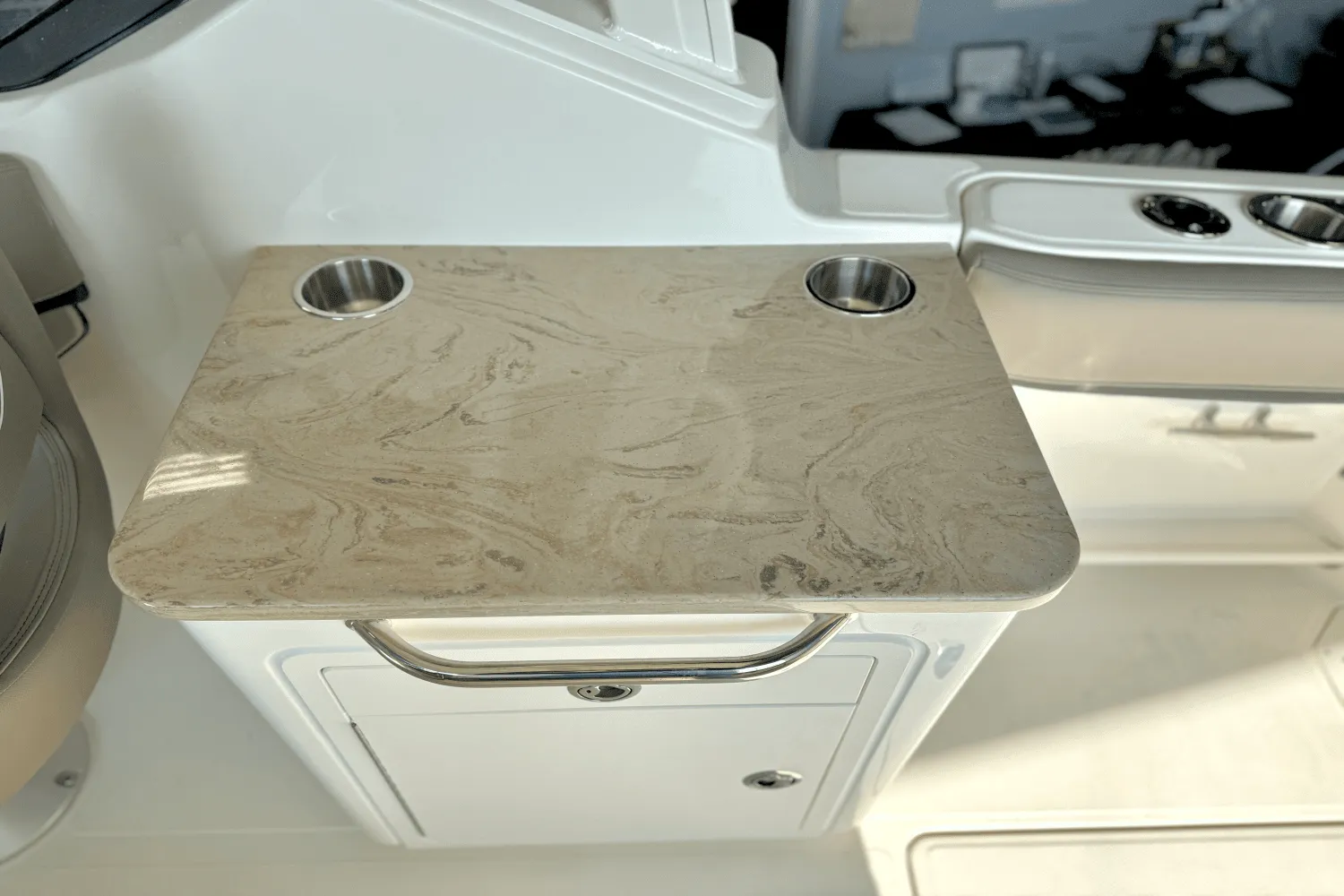 2025 Boston Whaler 240 Vantage Image Thumbnail #20