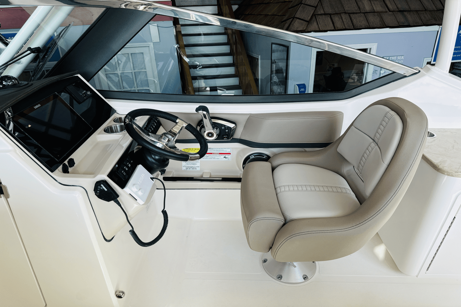 2025 Boston Whaler 240 Vantage Image Thumbnail #35