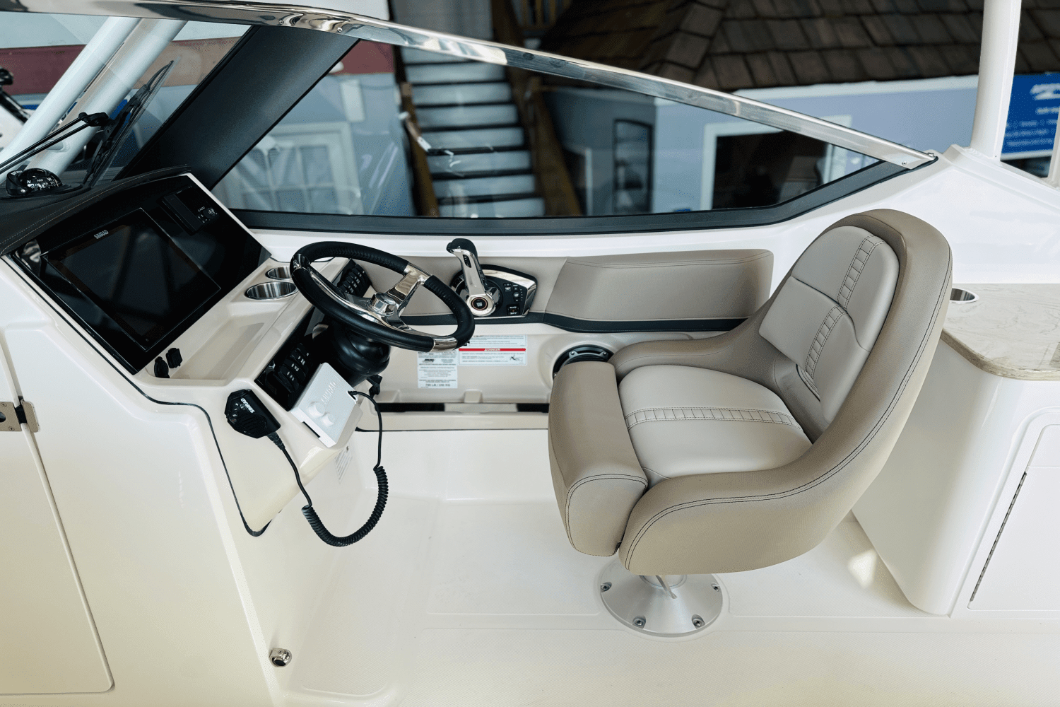 2025 Boston Whaler 240 Vantage Image Thumbnail #36