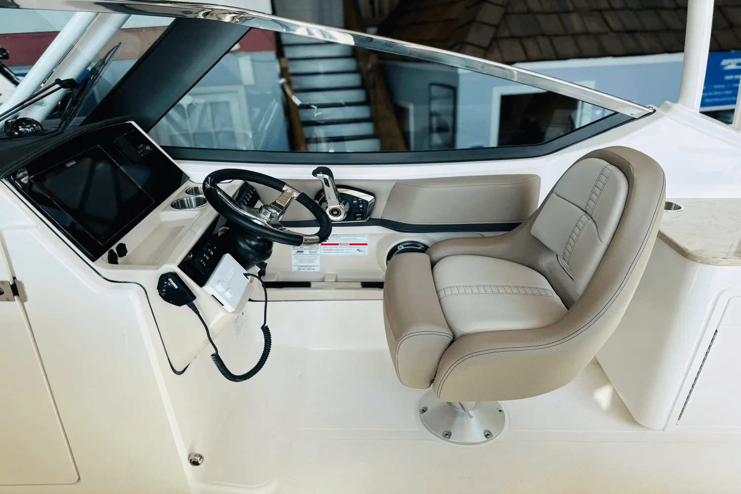 2025 Boston Whaler 240 Vantage Image Thumbnail #36