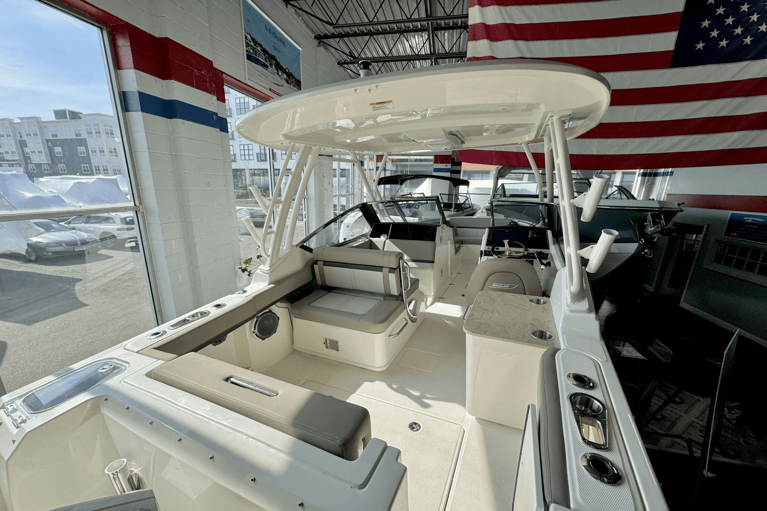 2025 Boston Whaler 240 Vantage Image Thumbnail #8
