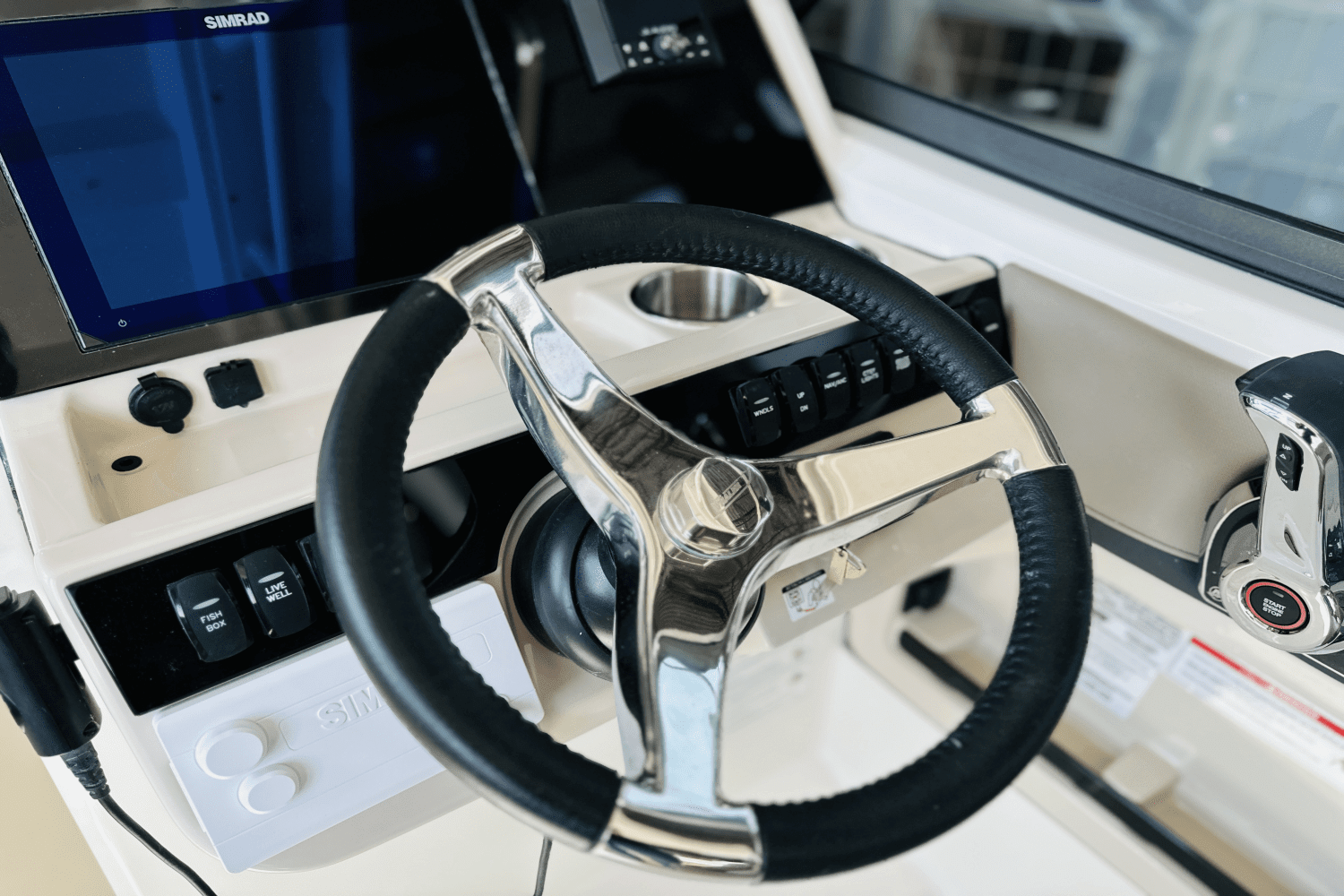 2025 Boston Whaler 240 Vantage Image Thumbnail #39
