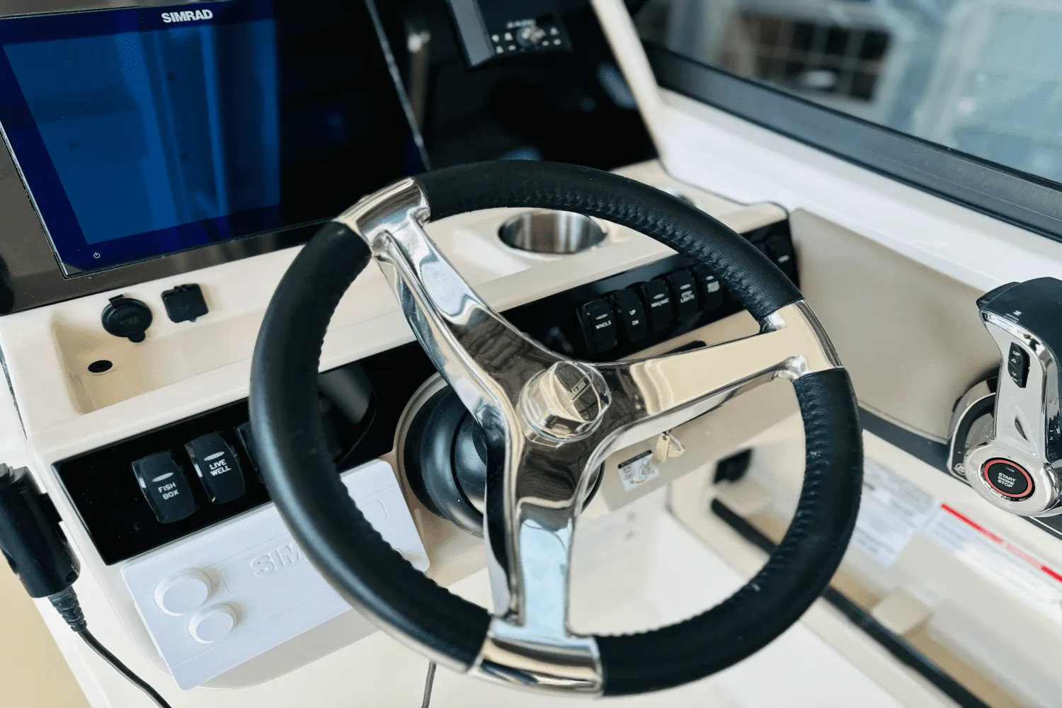 2025 Boston Whaler 240 Vantage Image Thumbnail #39