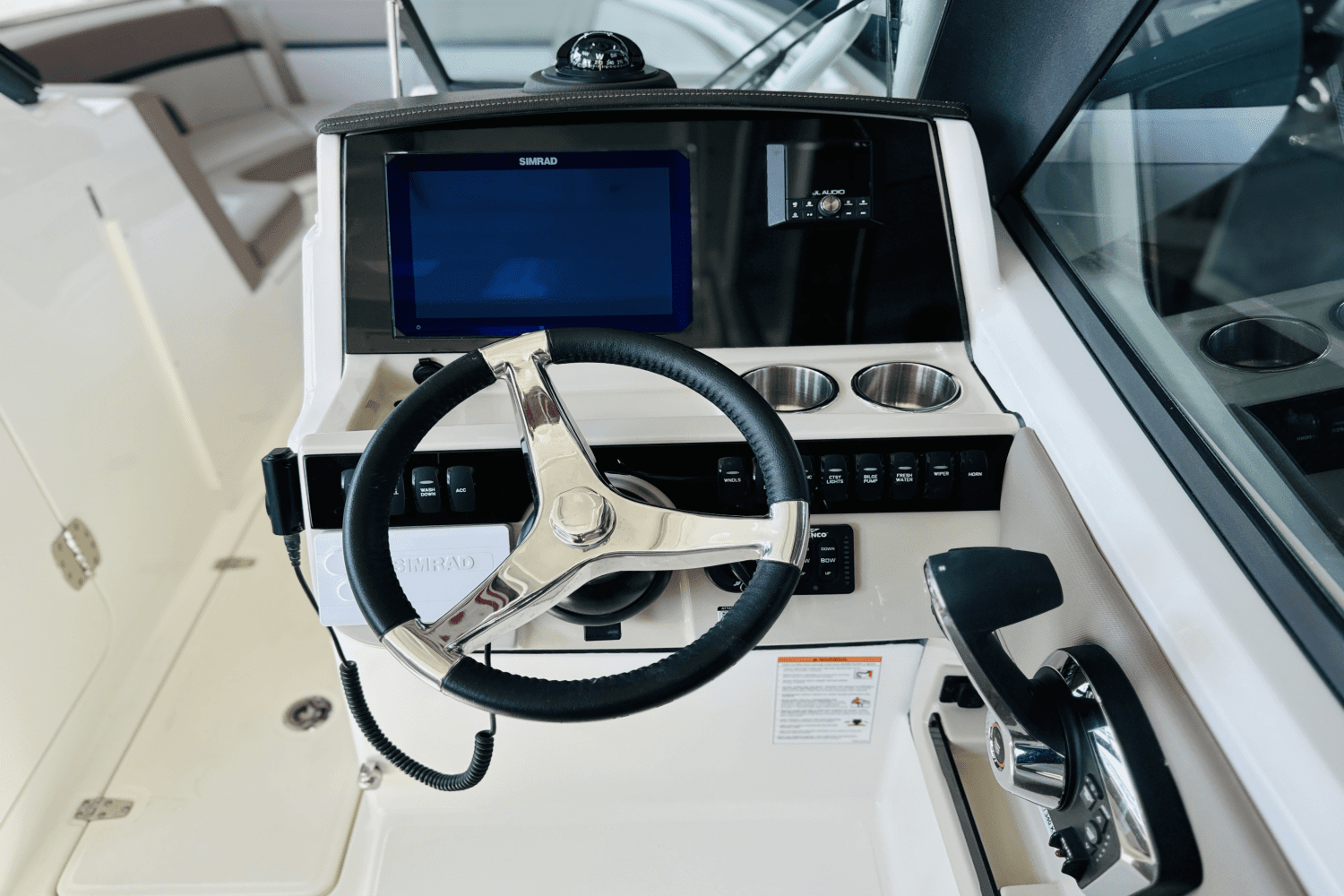 2025 Boston Whaler 240 Vantage Image Thumbnail #38