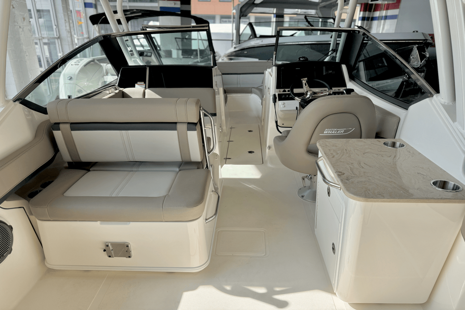 2025 Boston Whaler 240 Vantage Image Thumbnail #23