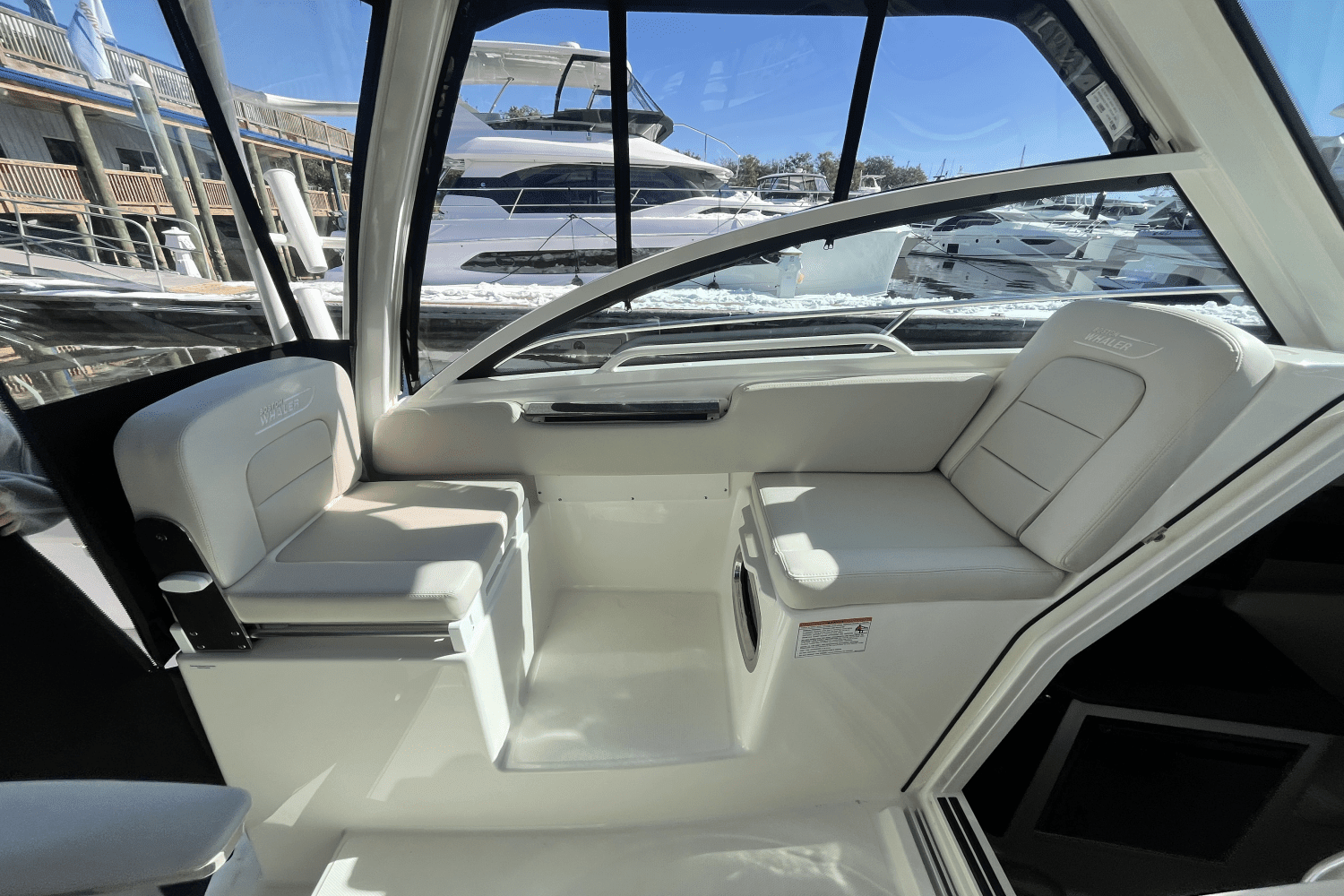 2025 Boston Whaler 285 Conquest Image Thumbnail #12