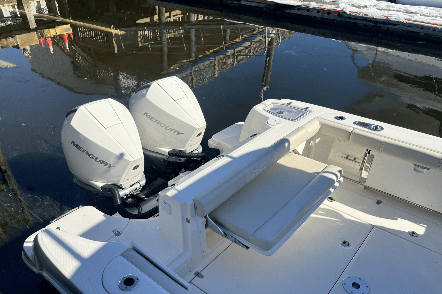 2025 Boston Whaler 285 Conquest Image Thumbnail #6