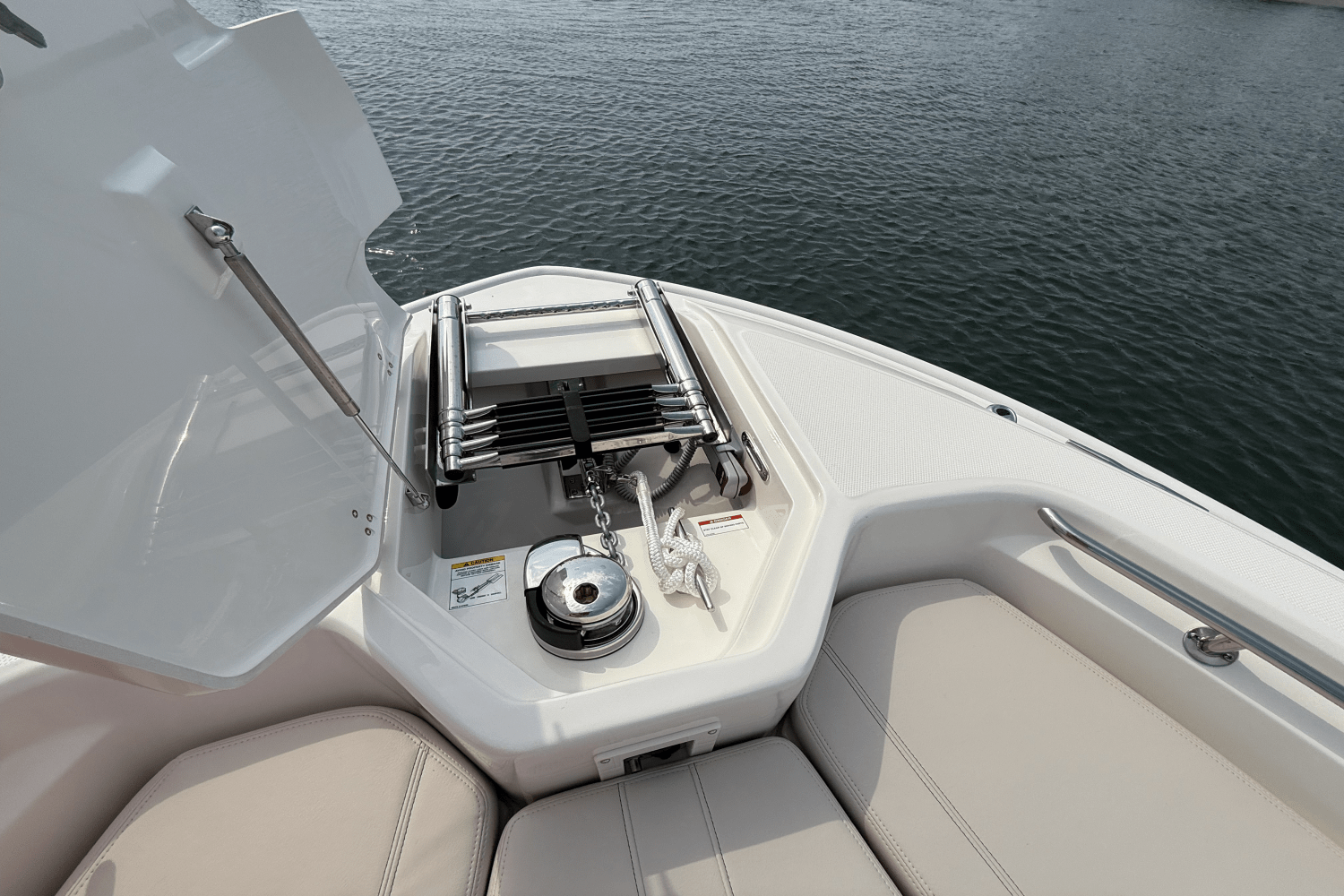 2025 Boston Whaler 280 Dauntless Image Thumbnail #21