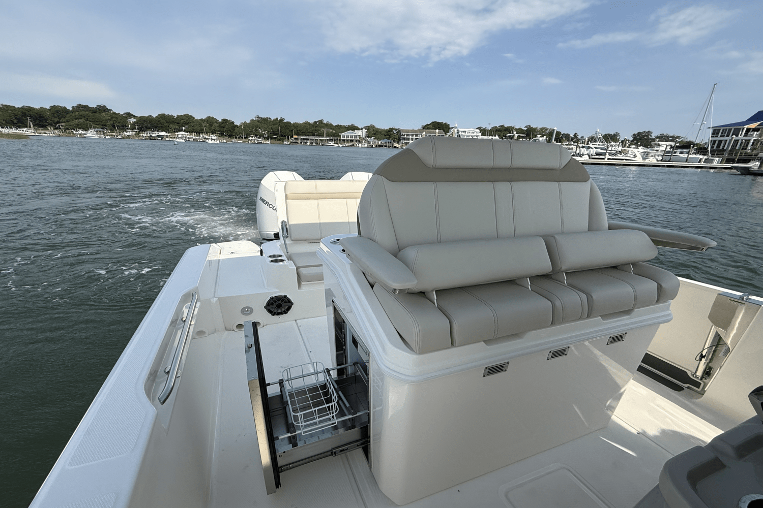 2025 Boston Whaler 280 Dauntless Image Thumbnail #15