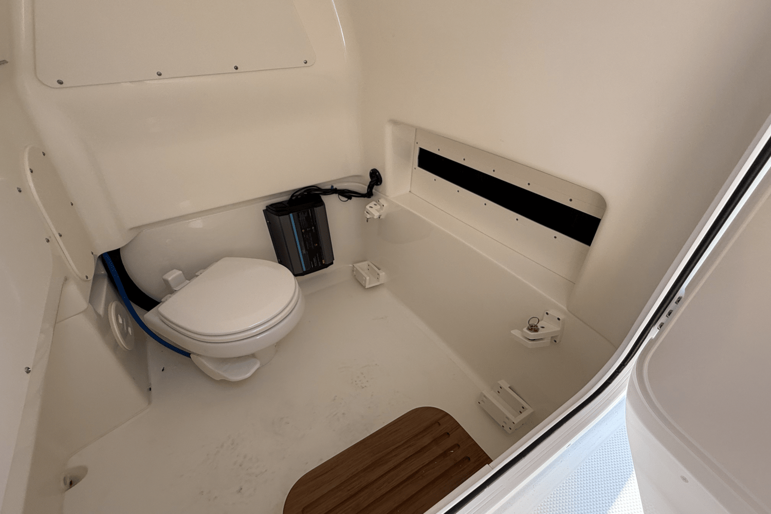 2025 Boston Whaler 280 Dauntless Image Thumbnail #19