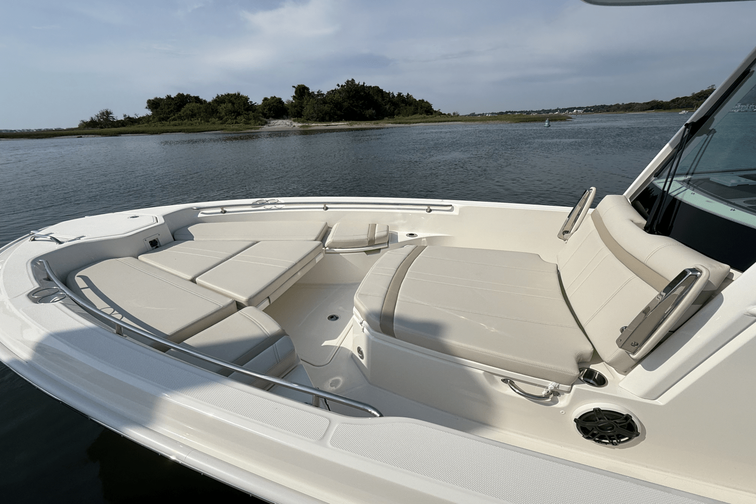 2025 Boston Whaler 280 Dauntless Image Thumbnail #8