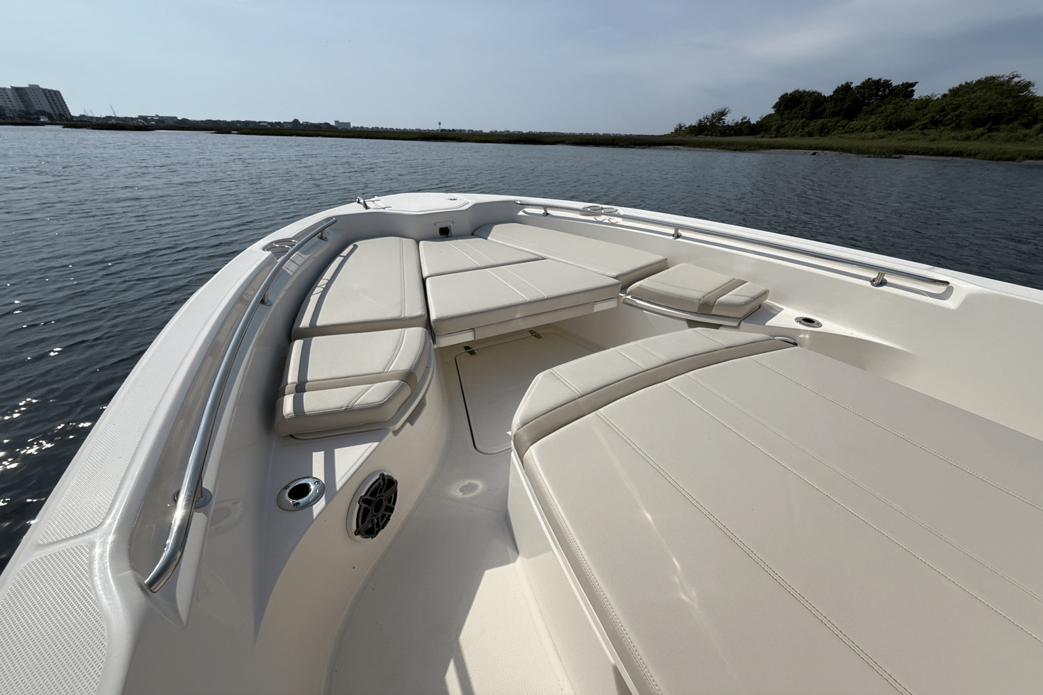2025 Boston Whaler 280 Dauntless Image Thumbnail #6