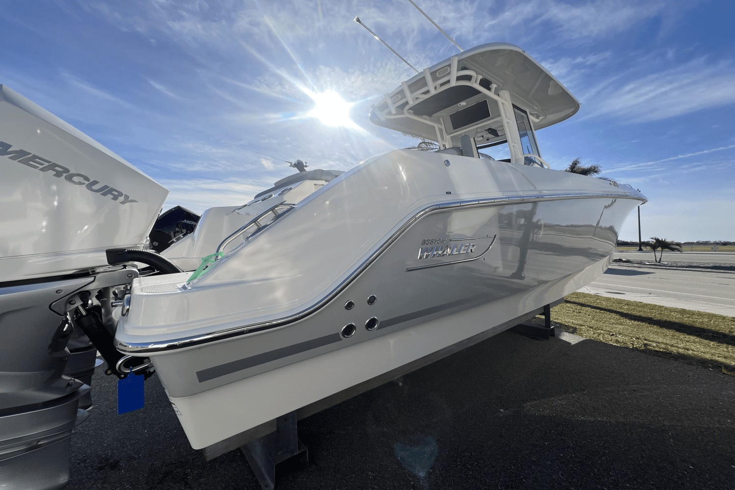 2025 Boston Whaler 280 Outrage Image Thumbnail #1