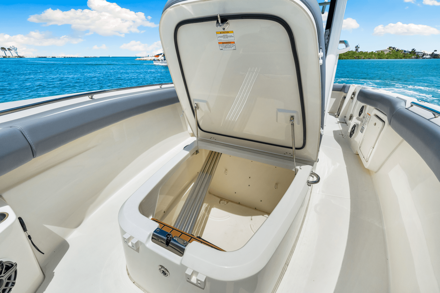 2025 Boston Whaler 280 Outrage Image Thumbnail #29