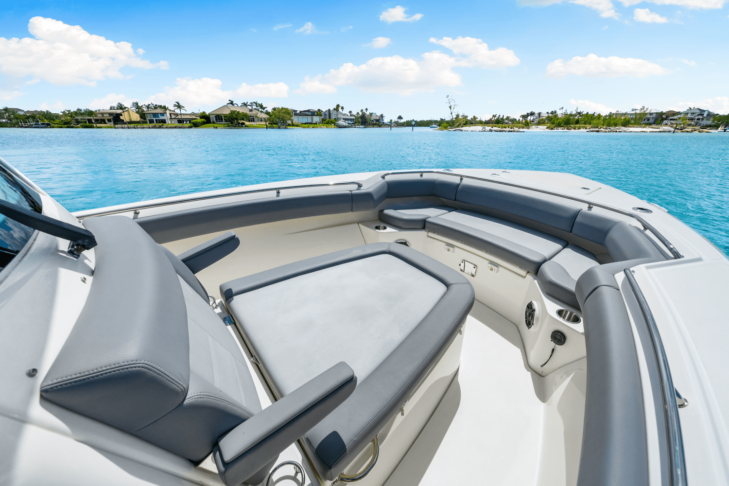 2025 Boston Whaler 280 Outrage Image Thumbnail #49