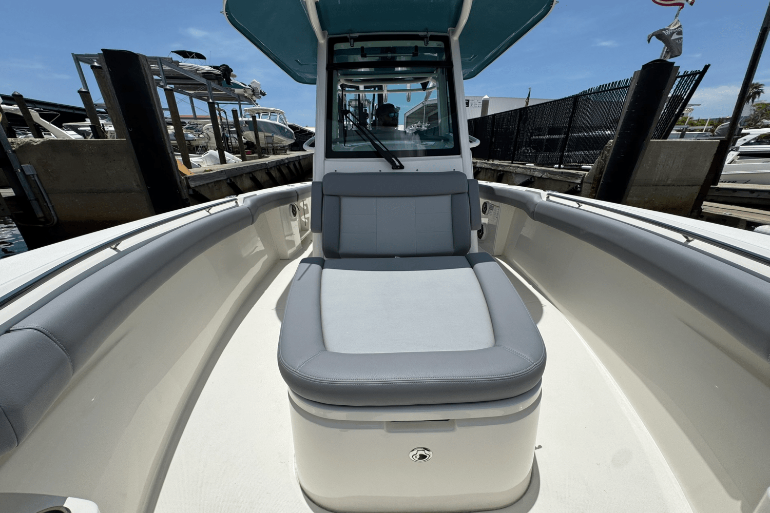 2025 Boston Whaler 280 Outrage Image Thumbnail #25
