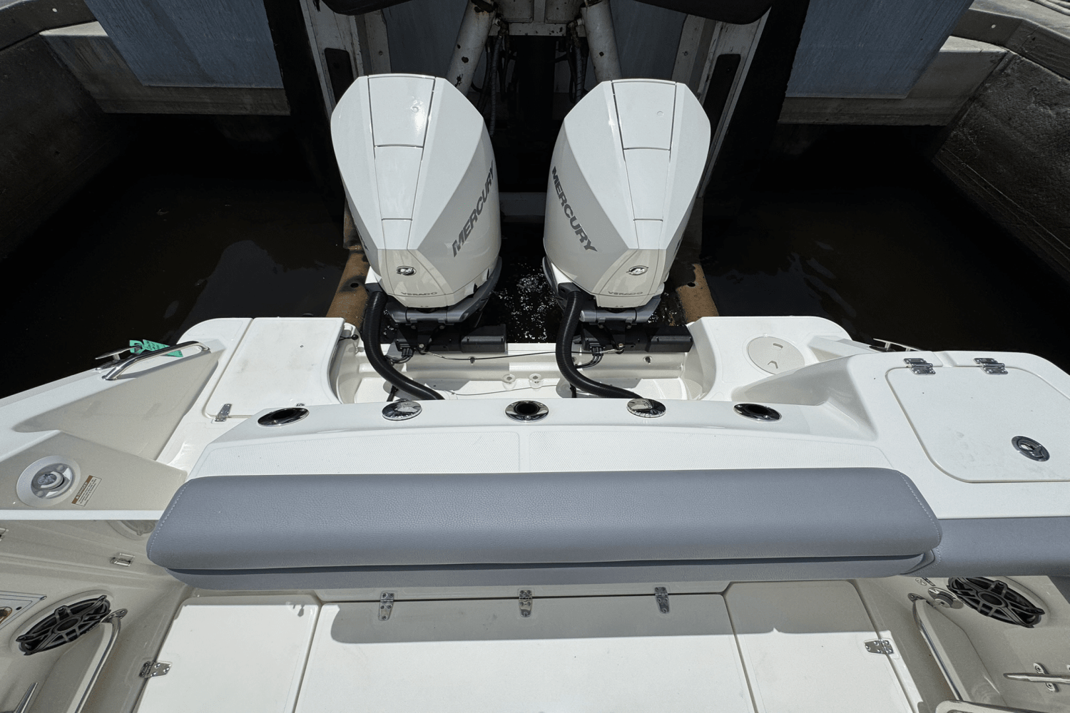 2025 Boston Whaler 280 Outrage Image Thumbnail #12