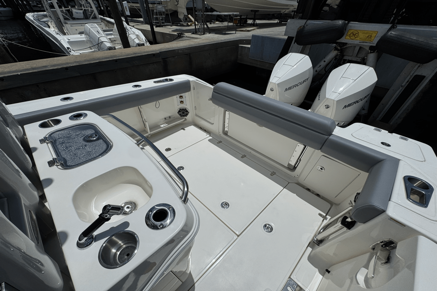 2025 Boston Whaler 280 Outrage Image Thumbnail #13