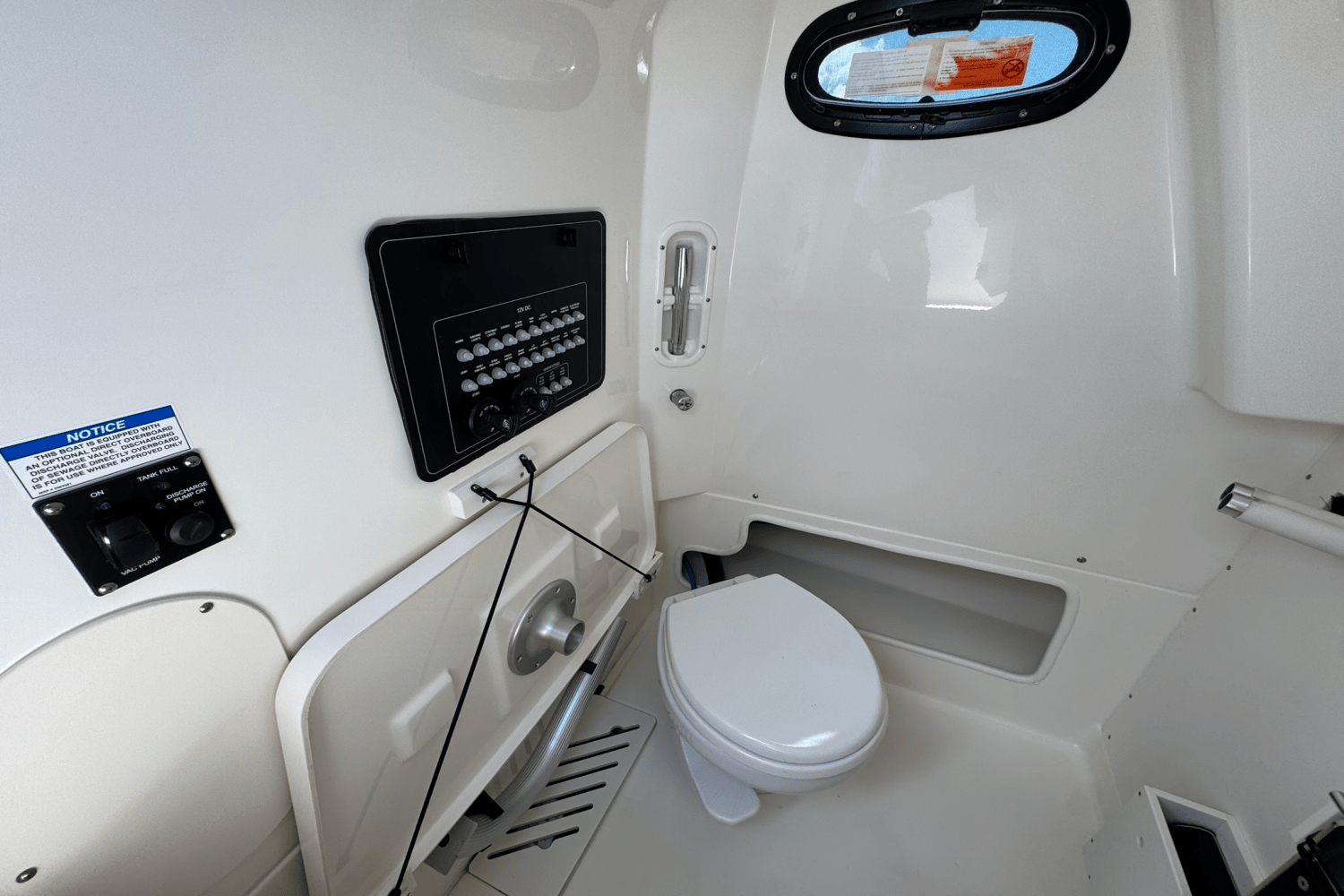 2025 Boston Whaler 280 Outrage Image Thumbnail #29