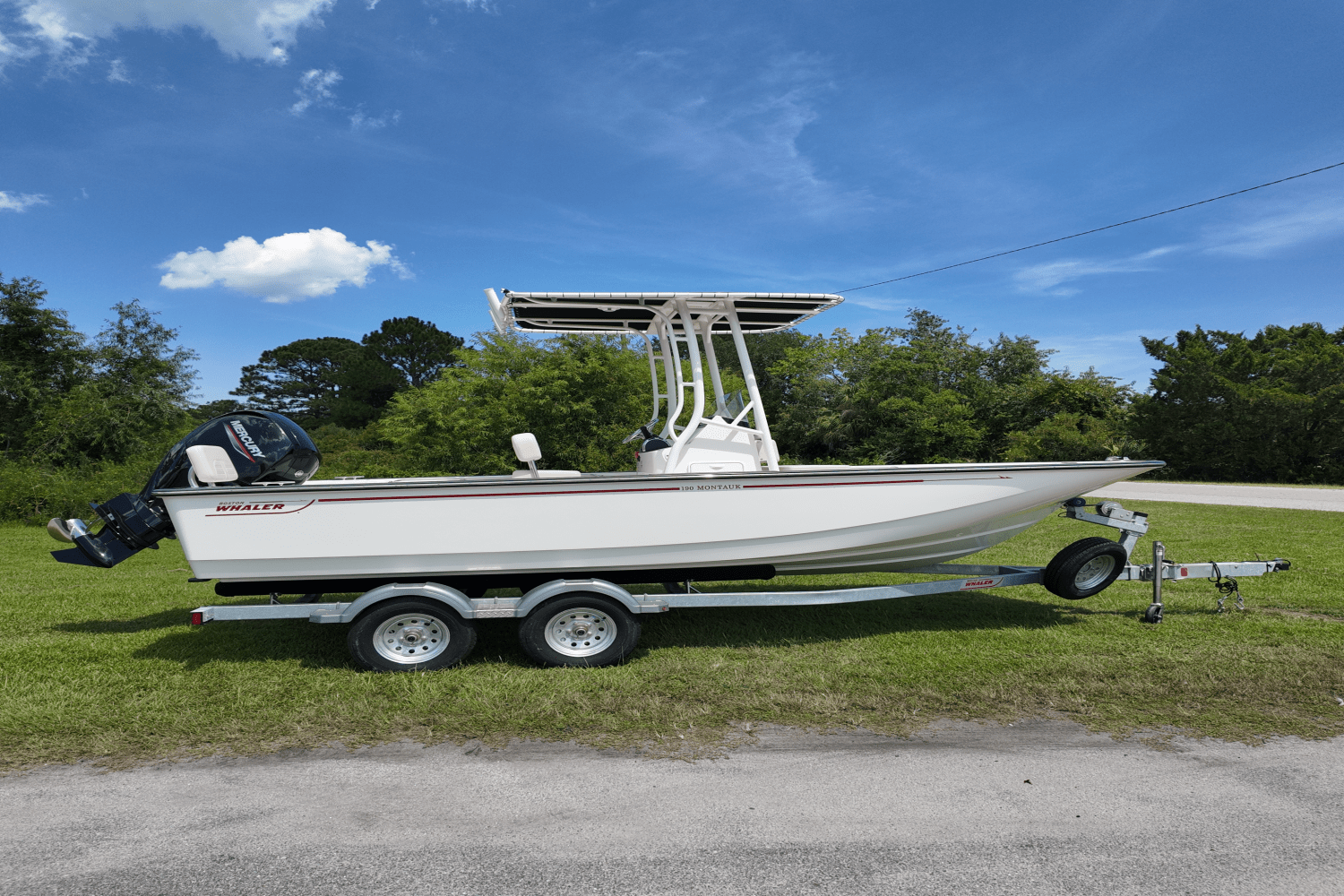 2025 Boston Whaler 190 Montauk Image Thumbnail #23