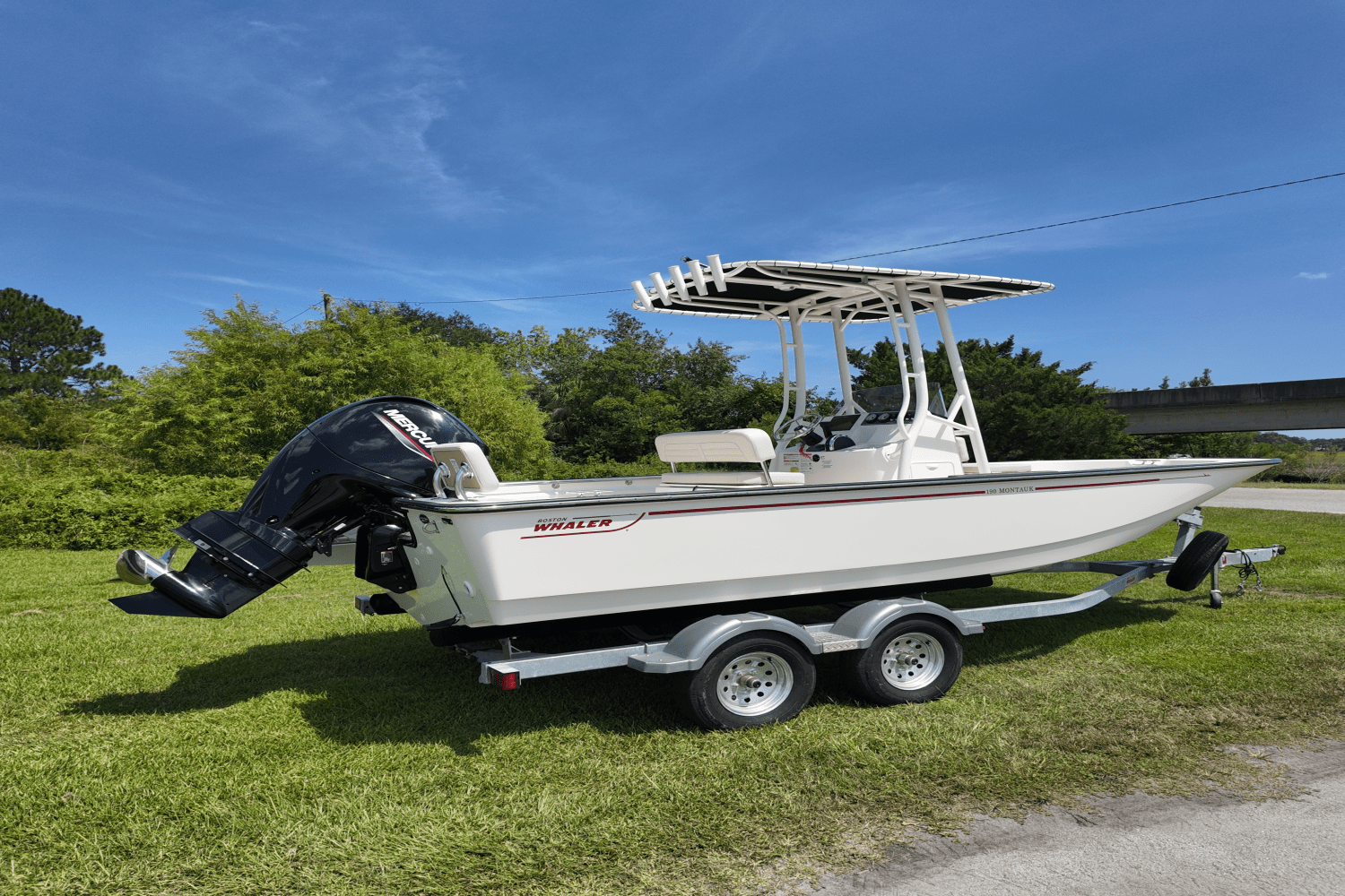 2025 Boston Whaler 190 Montauk Image Thumbnail #22