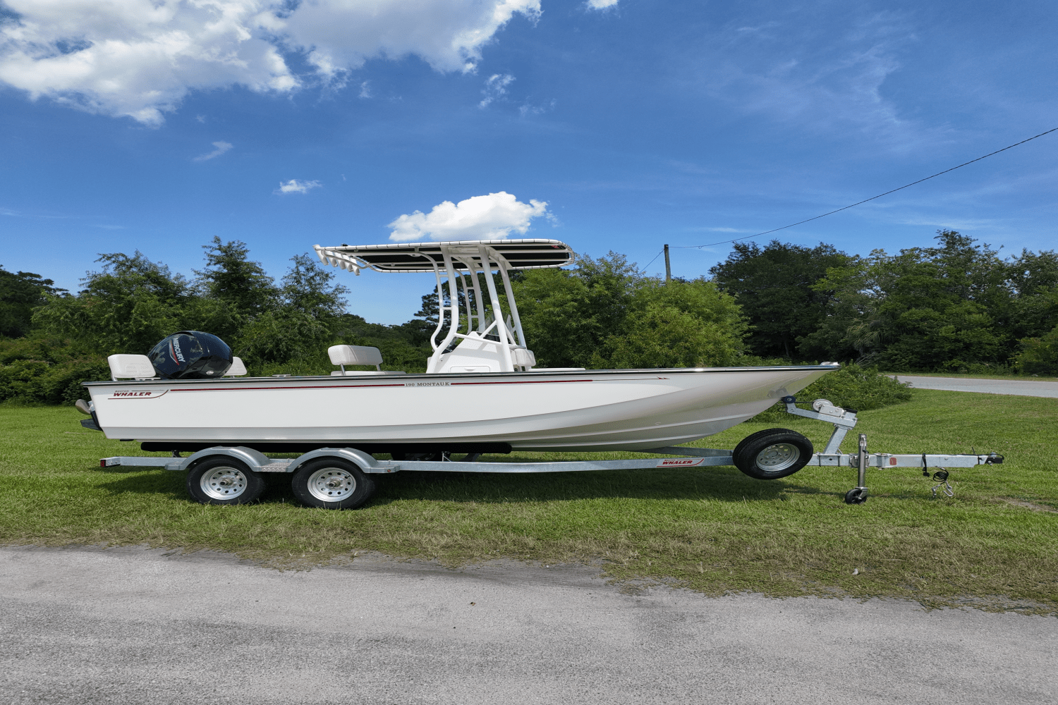 2025 Boston Whaler 190 Montauk Image Thumbnail #24