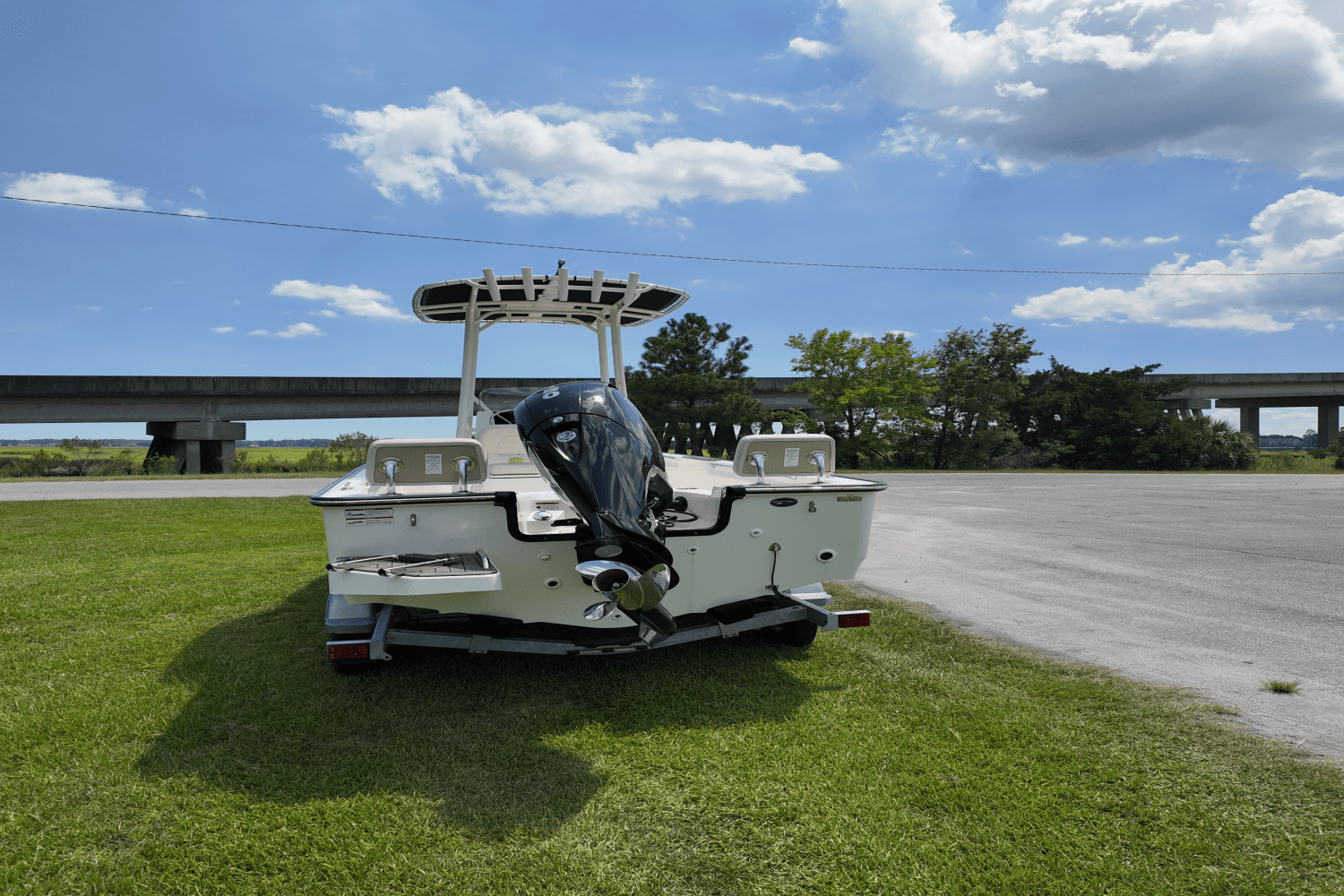 2025 Boston Whaler 190 Montauk Image Thumbnail #19