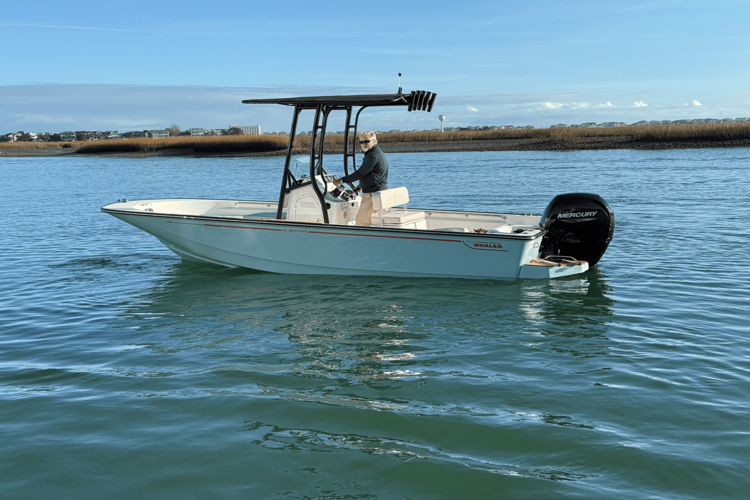 2025 Boston Whaler 190 Montauk Image Thumbnail #6