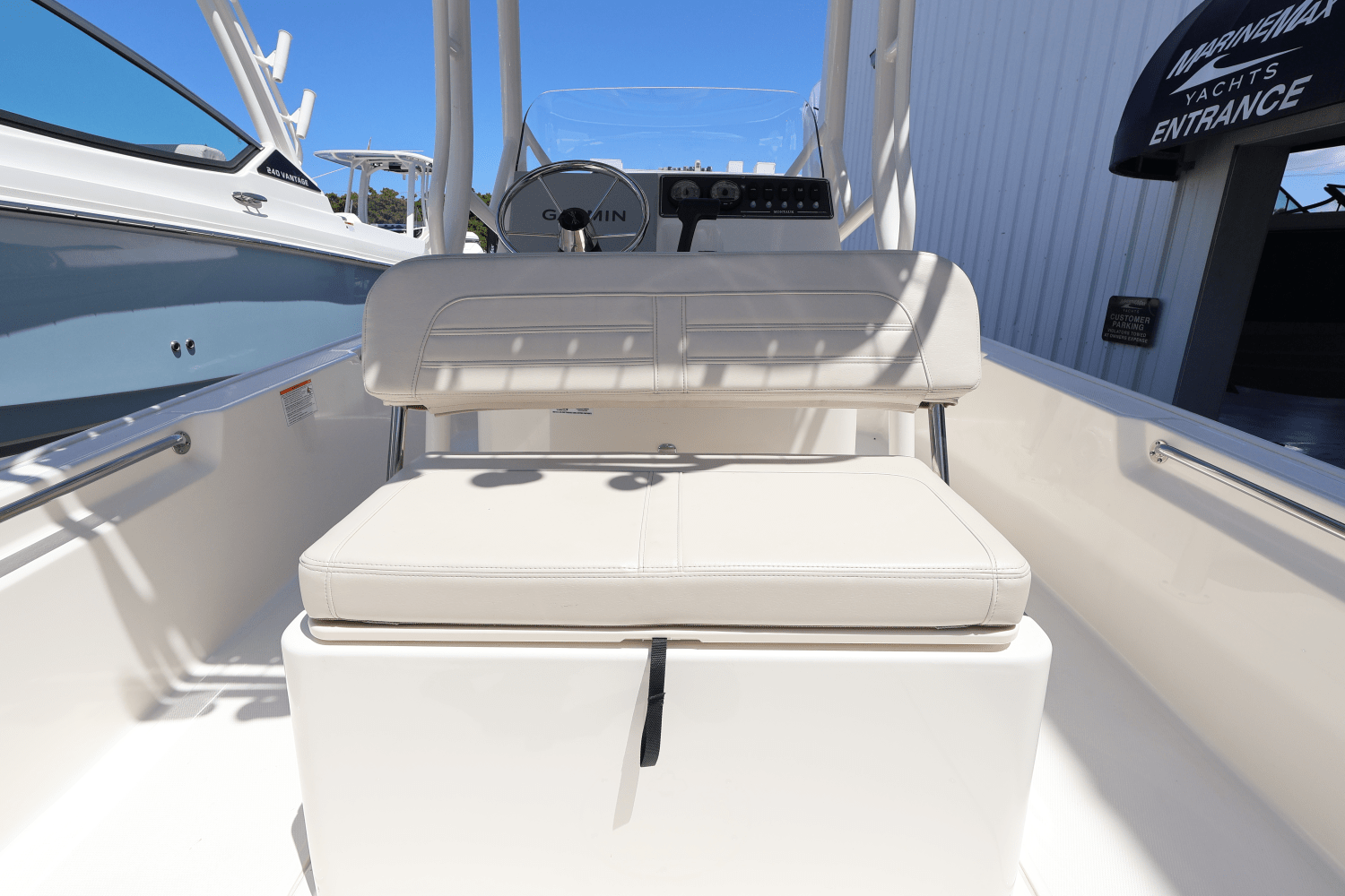 2025 Boston Whaler 190 Montauk Image Thumbnail #14