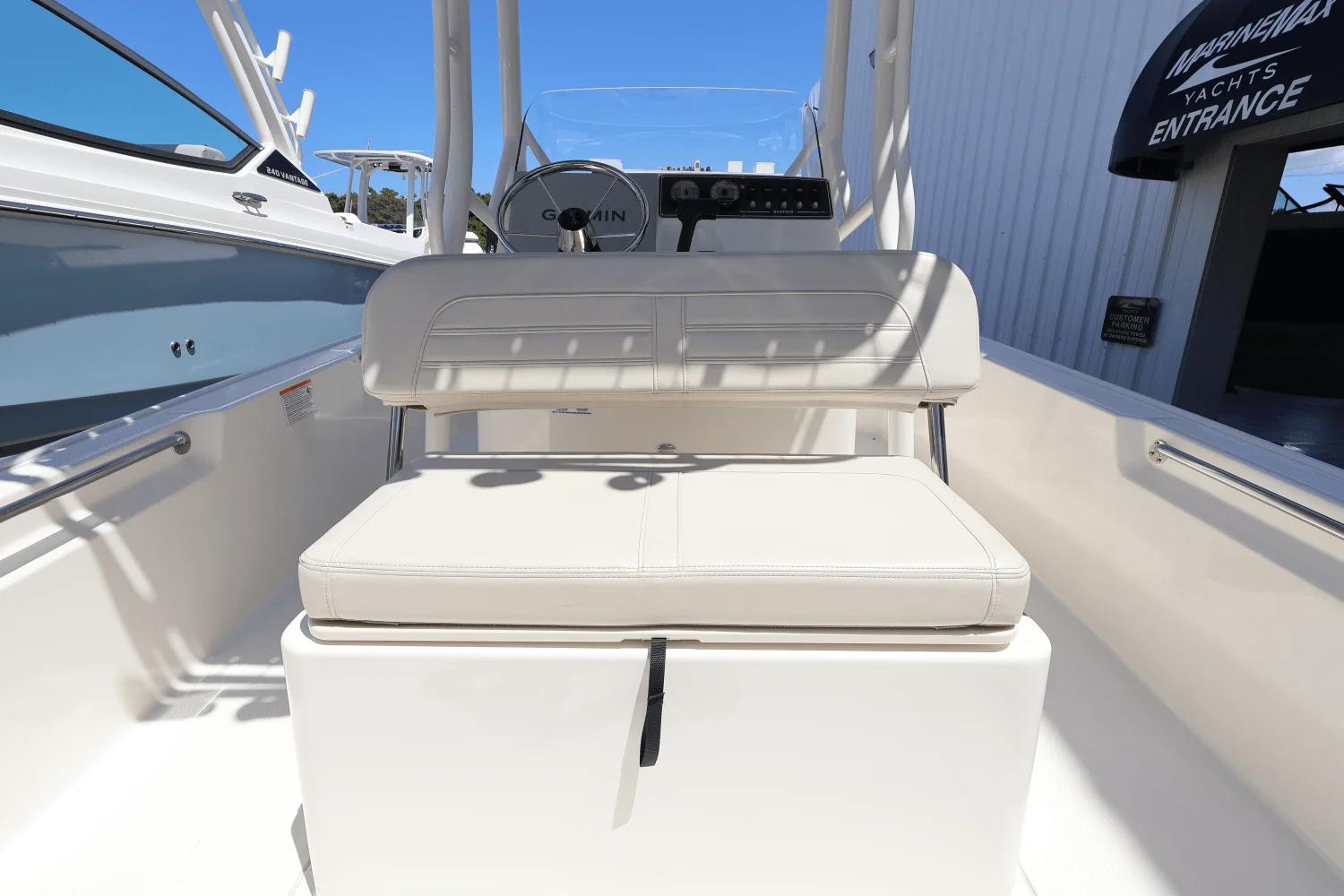 2025 Boston Whaler 190 Montauk Image Thumbnail #14