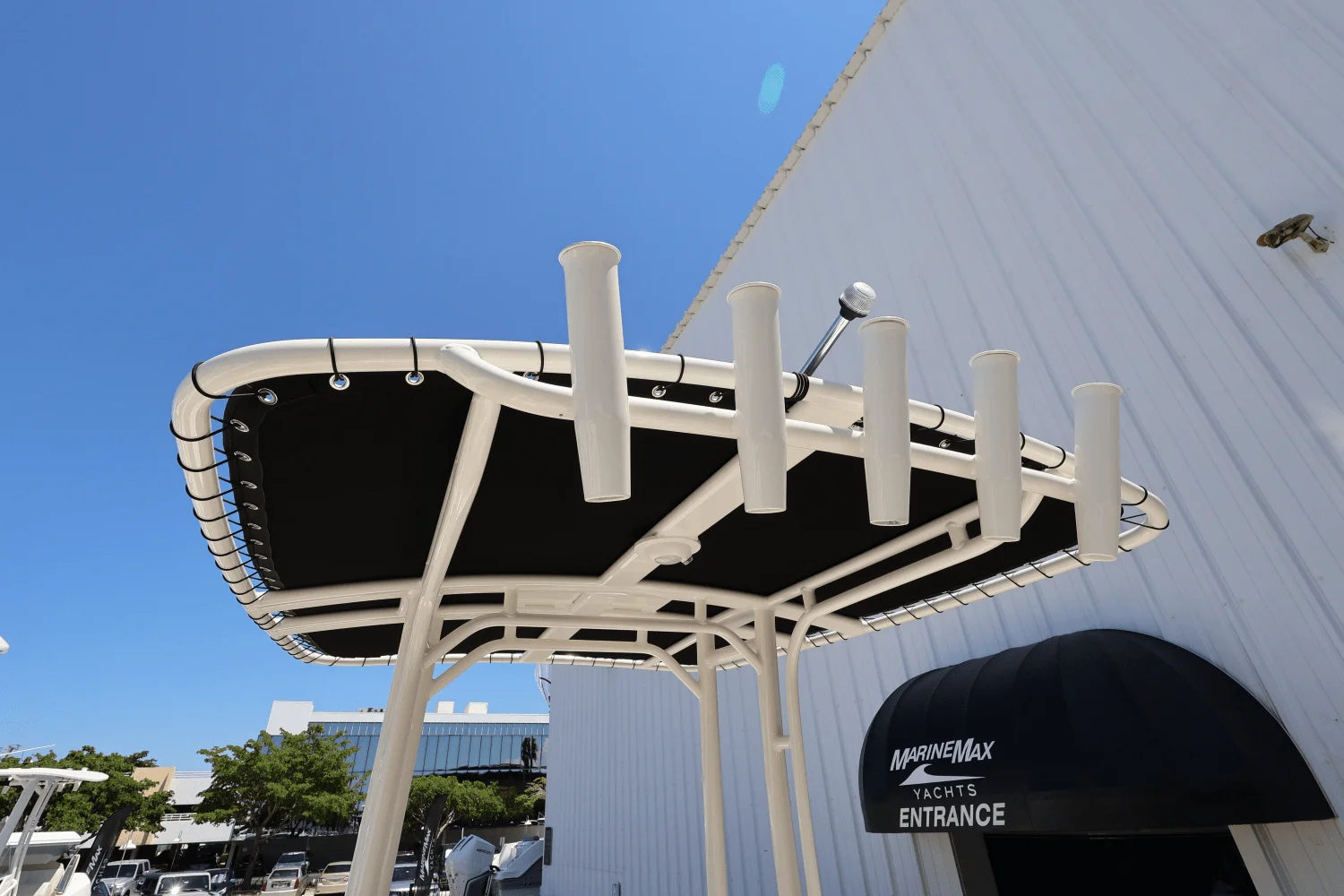 2025 Boston Whaler 190 Montauk Image Thumbnail #30