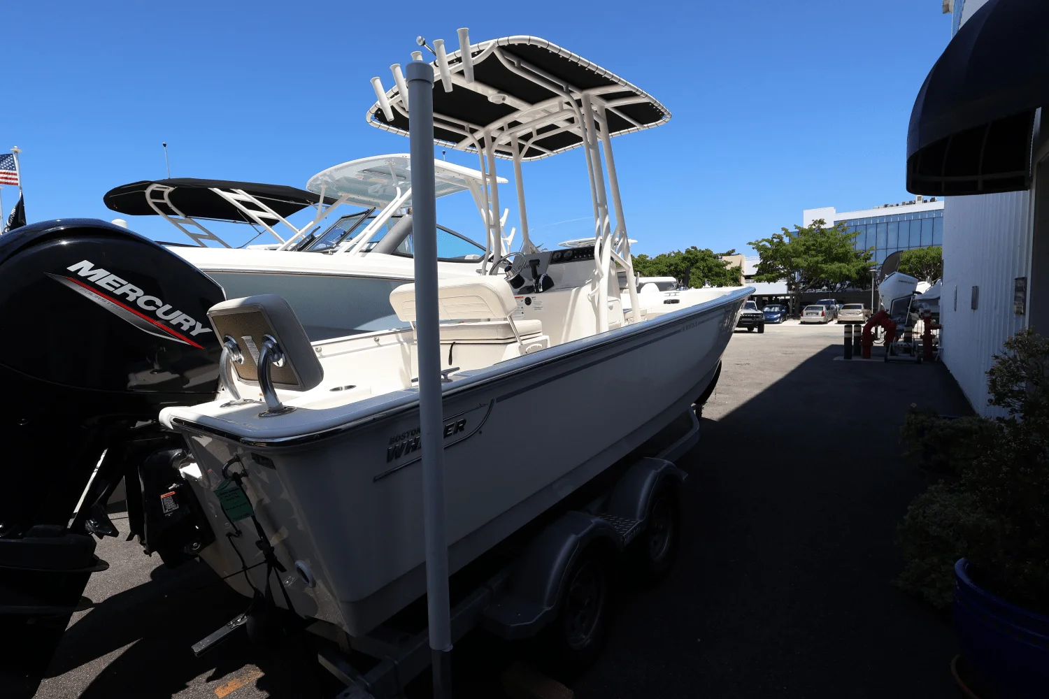 2025 Boston Whaler 190 Montauk Image Thumbnail #1