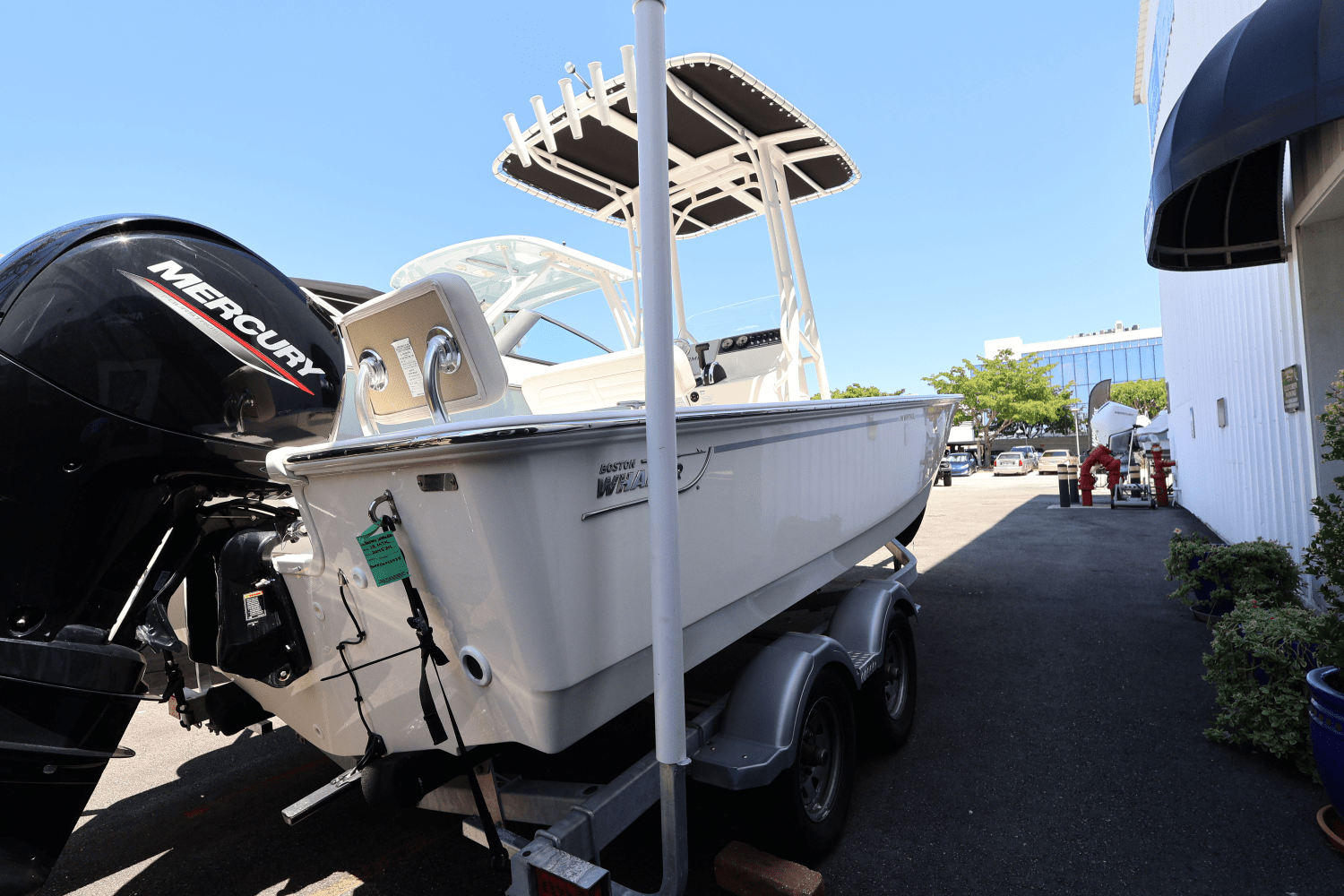 2025 Boston Whaler 190 Montauk Image Thumbnail #2