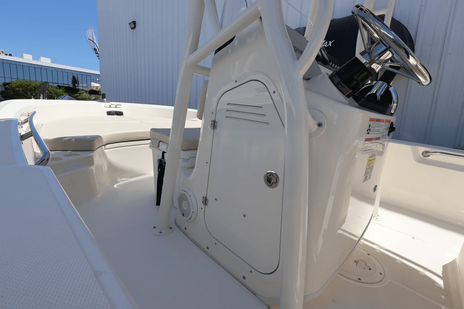 2025 Boston Whaler 190 Montauk Image Thumbnail #23