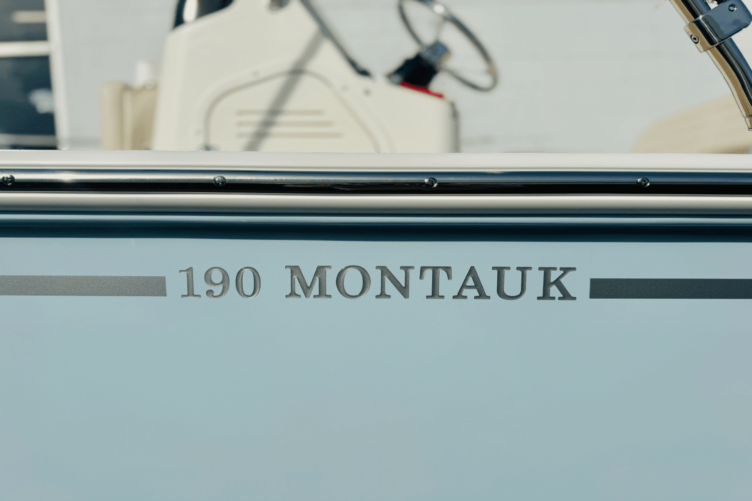 2025 Boston Whaler 190 Montauk Image Thumbnail #9