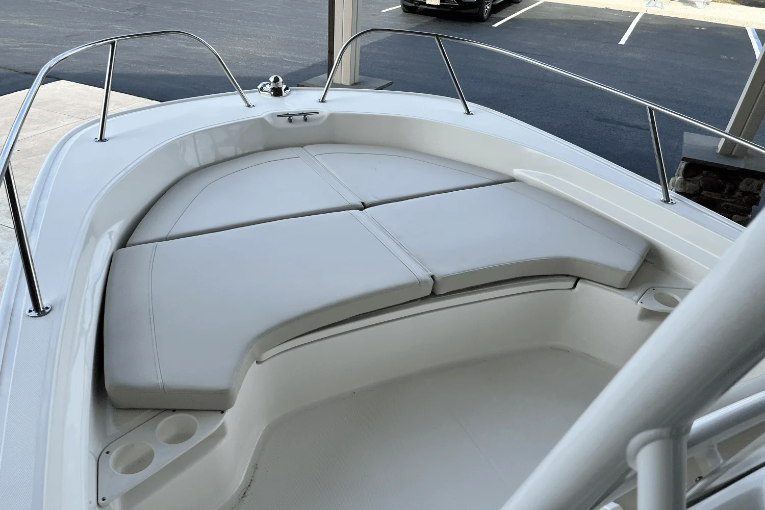 2025 Boston Whaler 190 Montauk Image Thumbnail #9