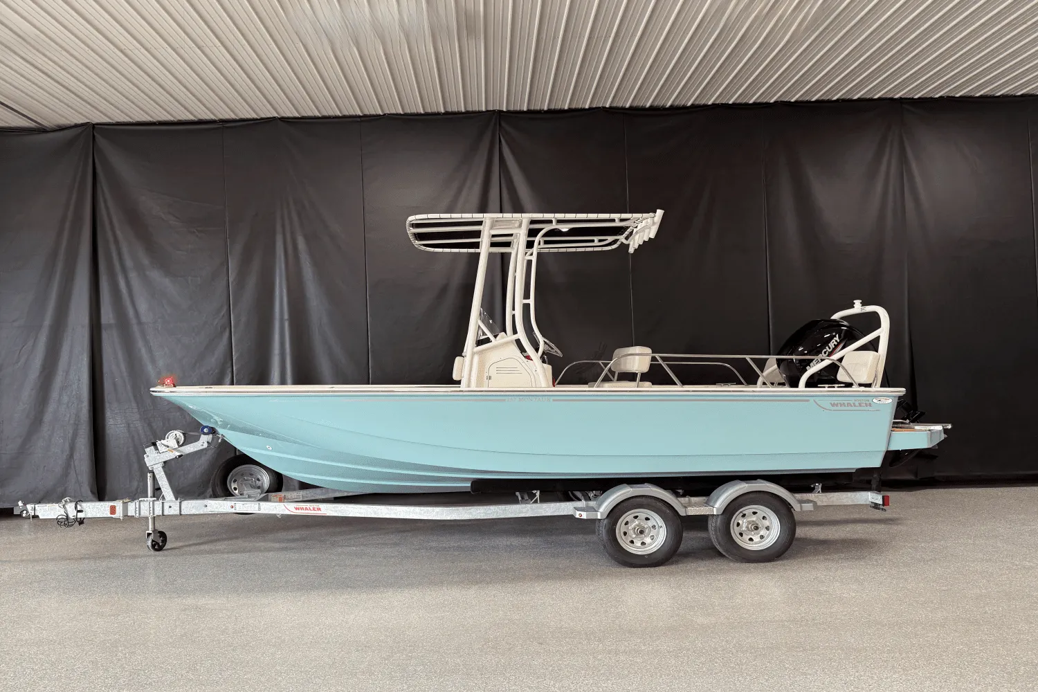 2025 Boston Whaler 190 Montauk Image Thumbnail #0