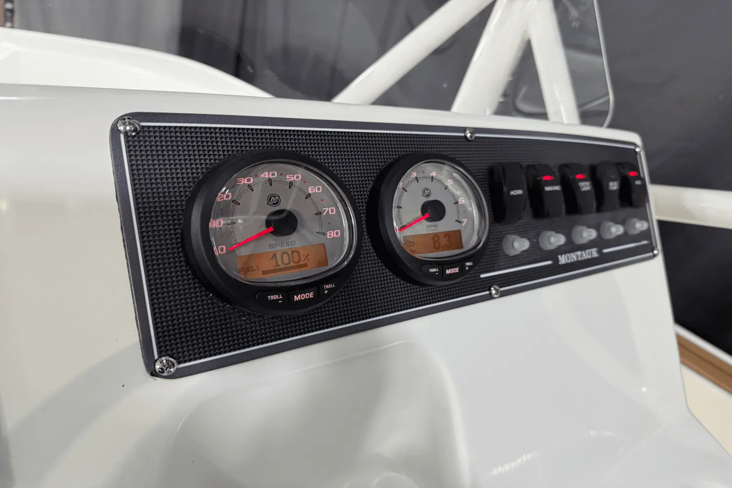 2025 Boston Whaler 190 Montauk Image Thumbnail #41