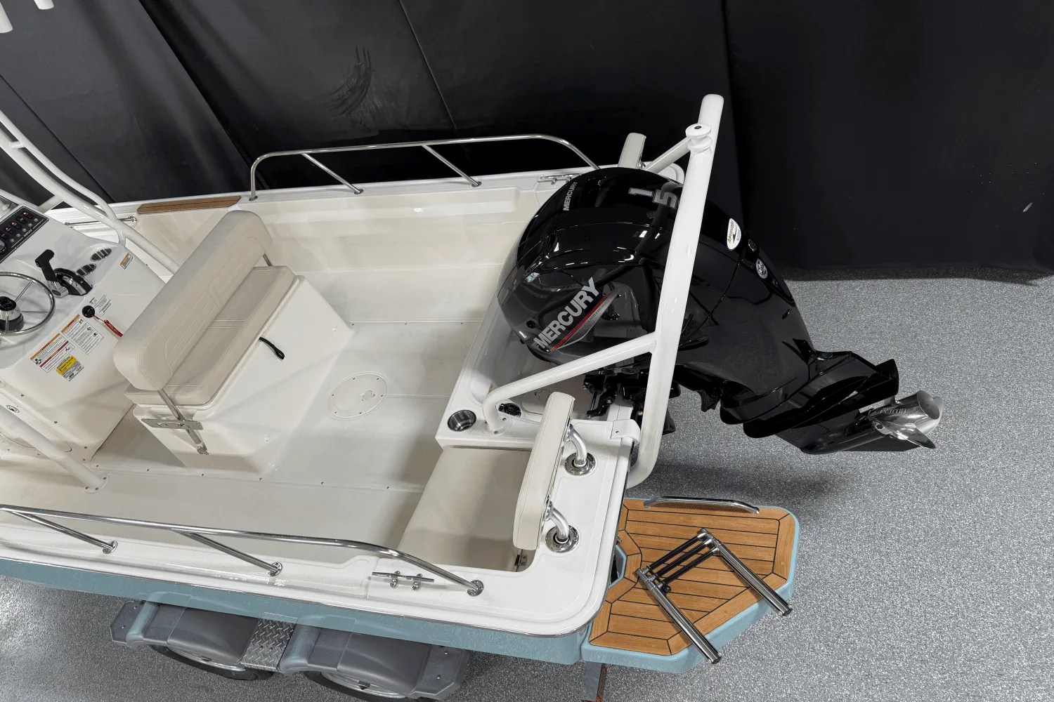 2025 Boston Whaler 190 Montauk Image Thumbnail #4