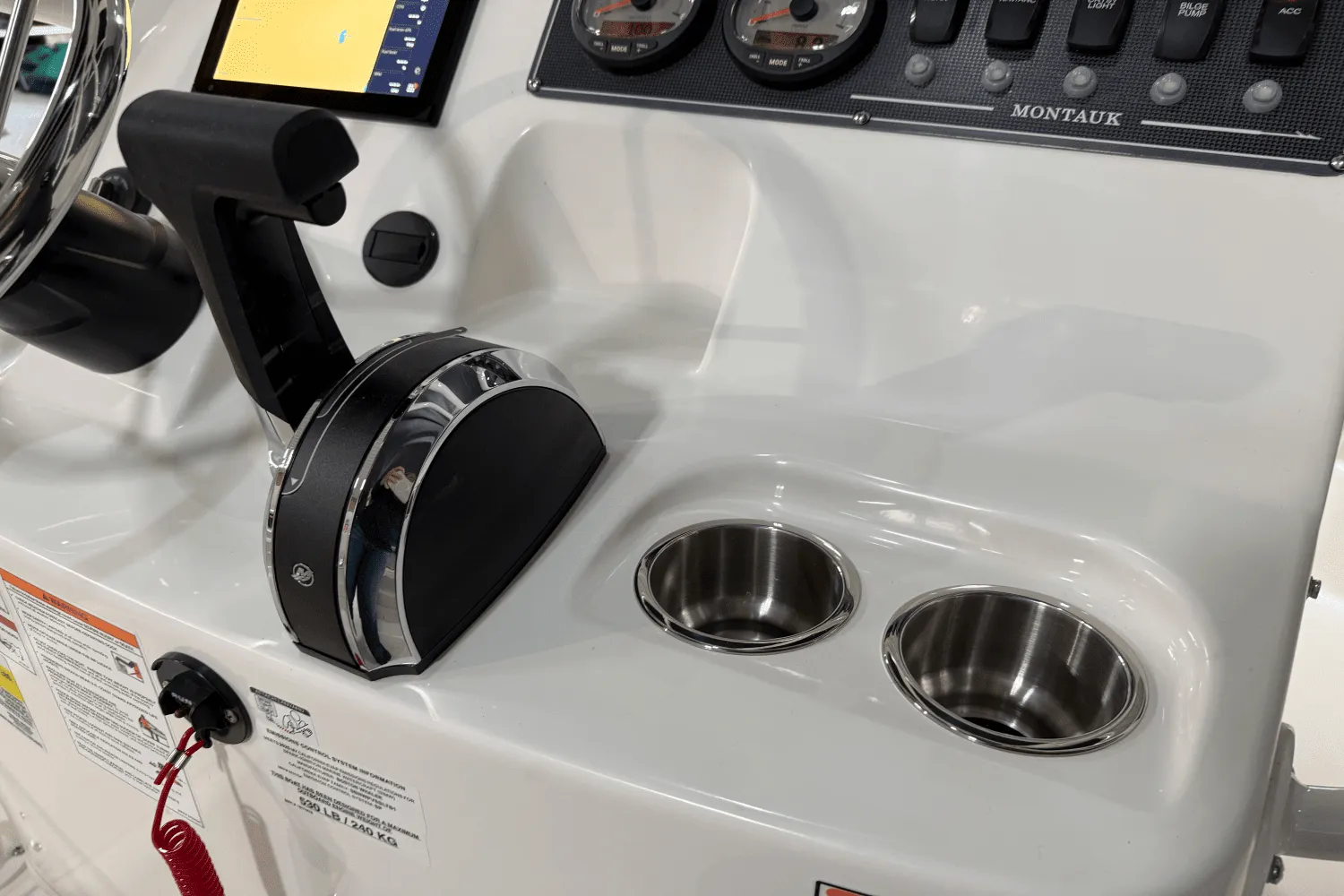 2025 Boston Whaler 190 Montauk Image Thumbnail #43