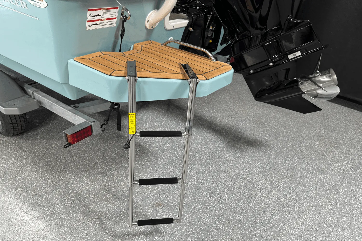 2025 Boston Whaler 190 Montauk Image Thumbnail #13