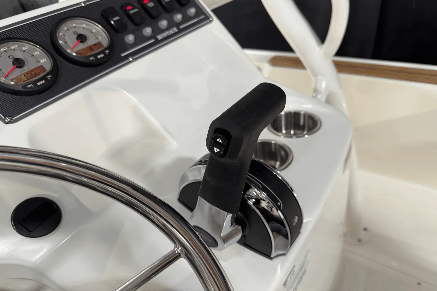 2025 Boston Whaler 190 Montauk Image Thumbnail #44