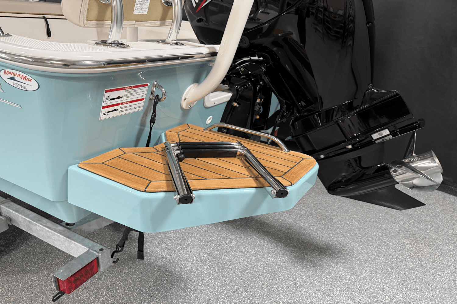 2025 Boston Whaler 190 Montauk Image Thumbnail #12