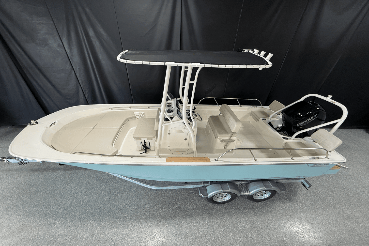 2025 Boston Whaler 190 Montauk Image Thumbnail #1