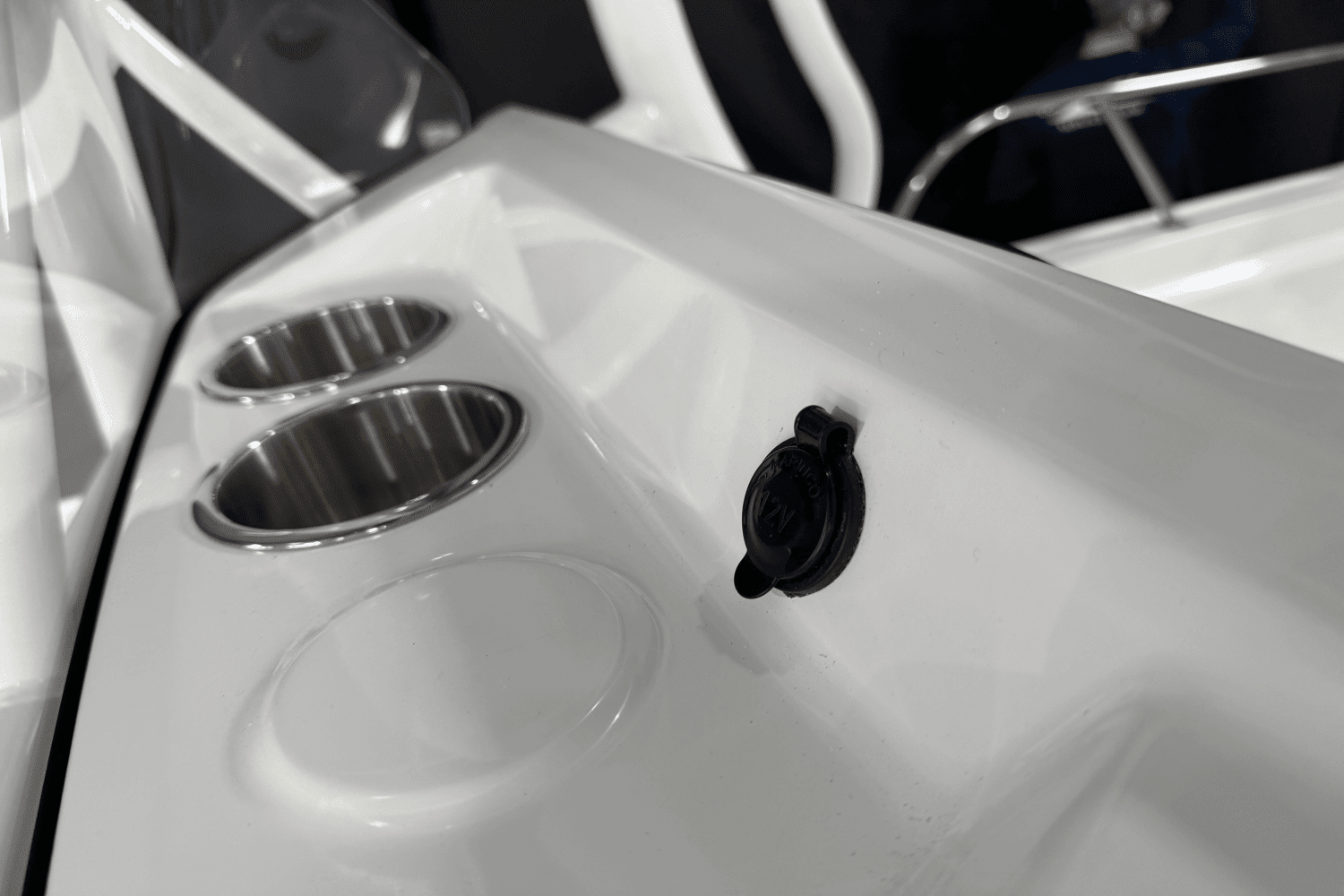 2025 Boston Whaler 190 Montauk Image Thumbnail #39