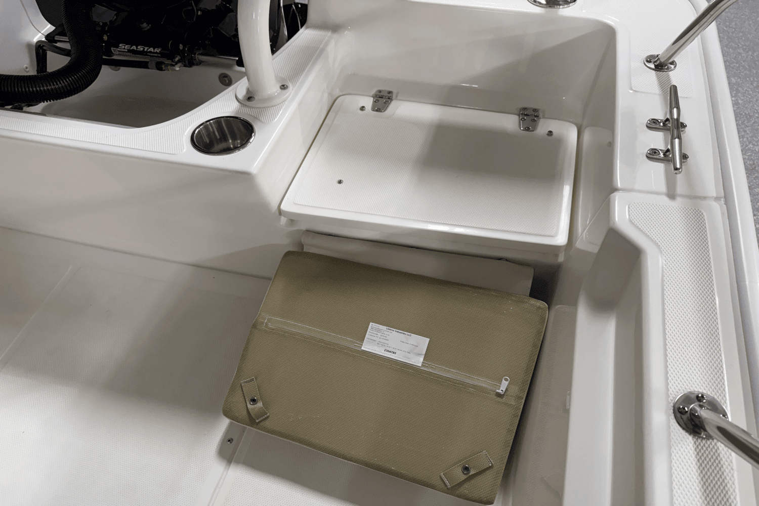 2025 Boston Whaler 190 Montauk Image Thumbnail #22