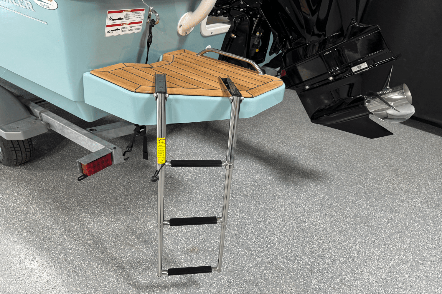 2025 Boston Whaler 190 Montauk Image Thumbnail #13