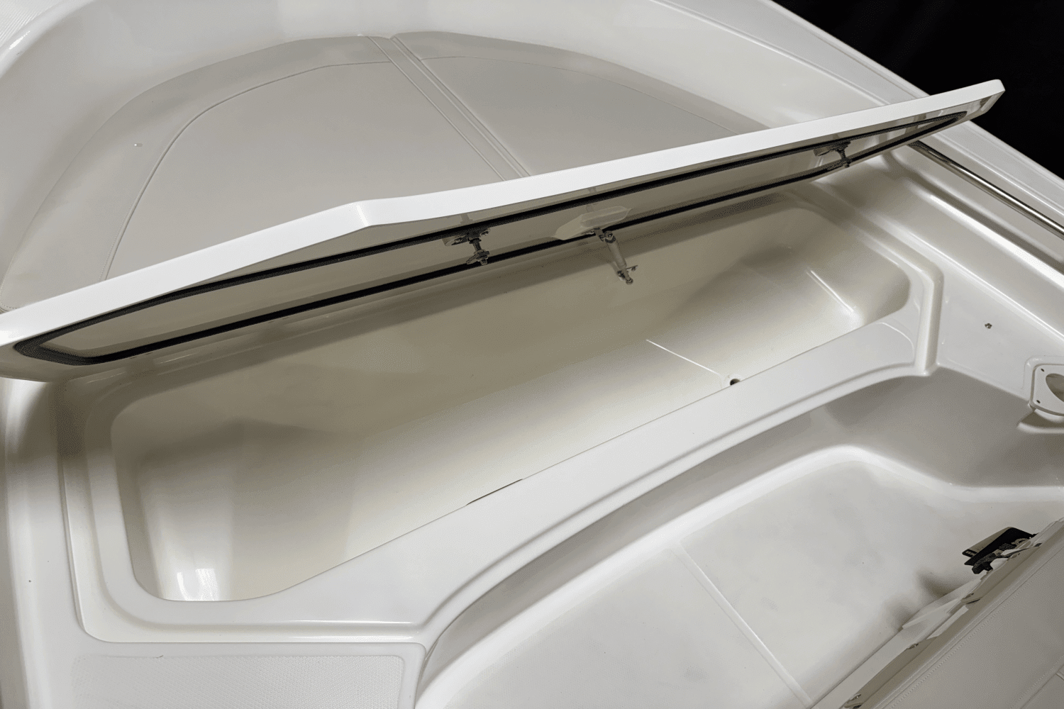 2025 Boston Whaler 190 Montauk Image Thumbnail #56